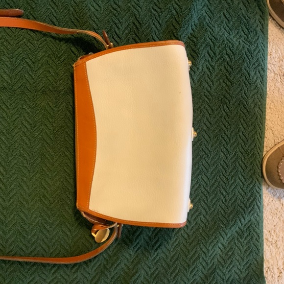 DOONEY & BOURKE SHOULDER BAG - Picture 4 of 5